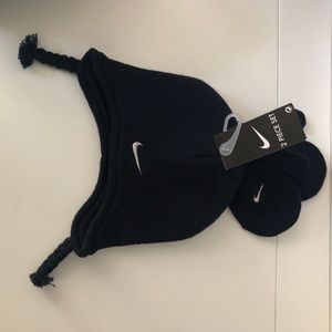 Nike beanie & mitten set